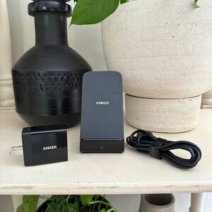 Anker PowerWave 7.5 Phone Charging Stand